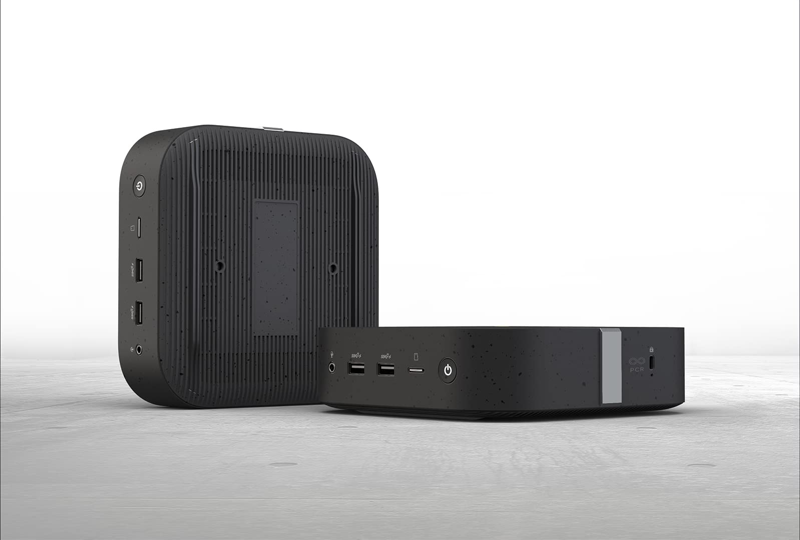 ASUS CHROMEBOX5-S7057UN-WC I7-1260P/16/256/IRIS XE/Chrome Desktop, Black